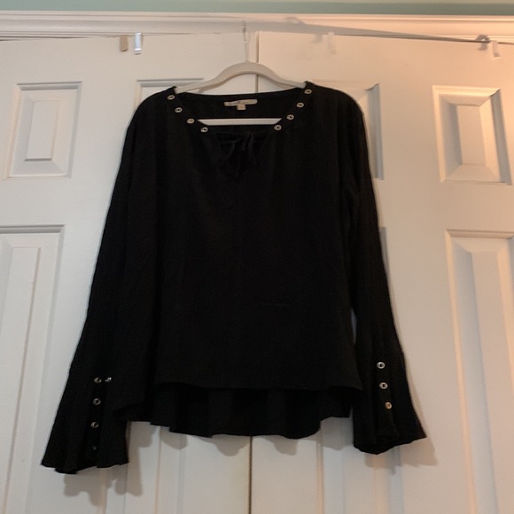 Bell sleeve top. XL - Picture 6 of 11